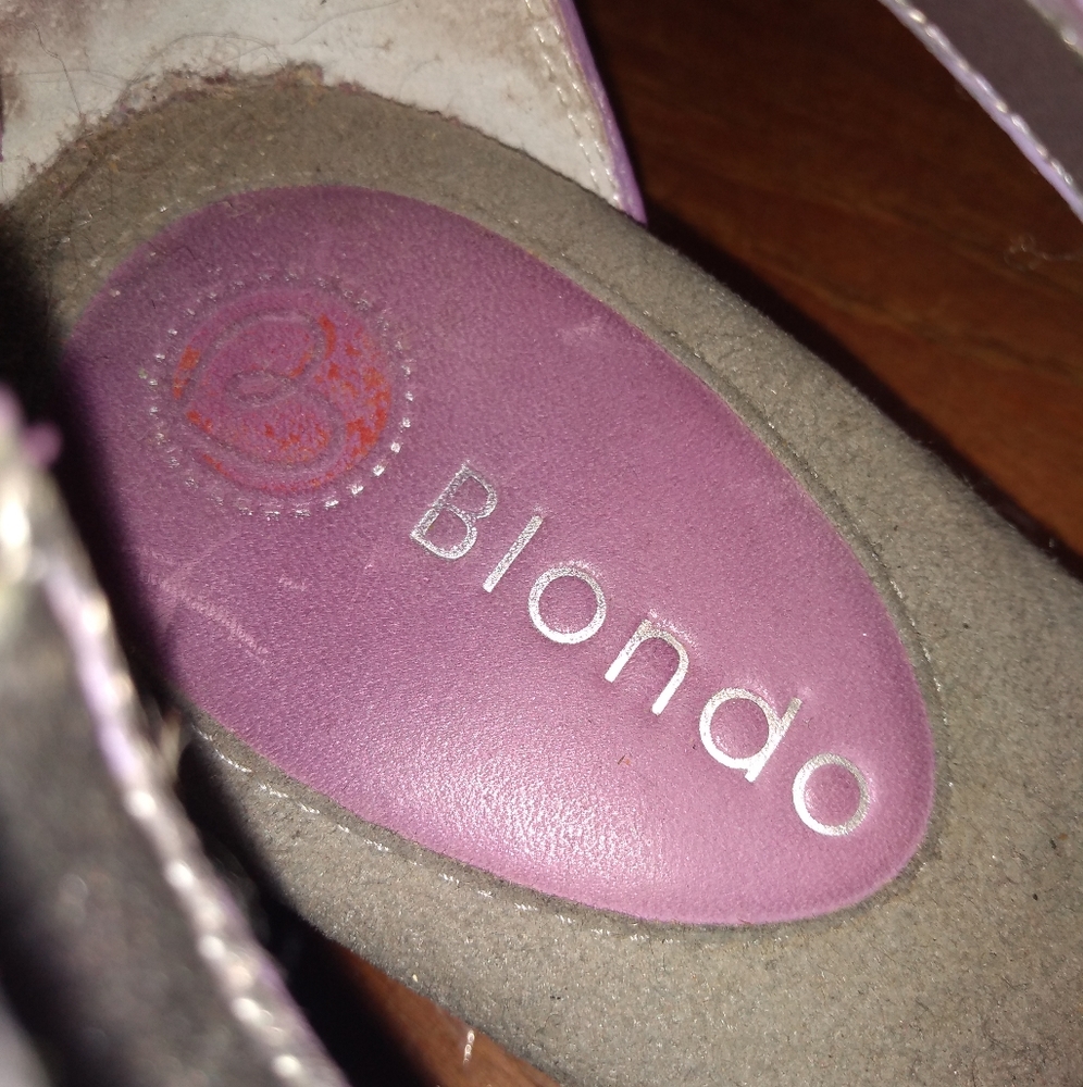 Blondo Purple Strappy Leather Sandals, Size 8W, Zippered Backs, Studded … - Picture 7 of 12